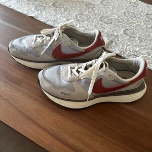 Nike Rust and Gray Athletic Shoes